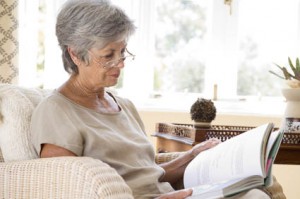 Reading-Indoor-Activity-for-Seniors-senior-woman-reading