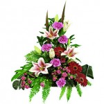 Benefits of Flower Arranging as Crafts for Seniors